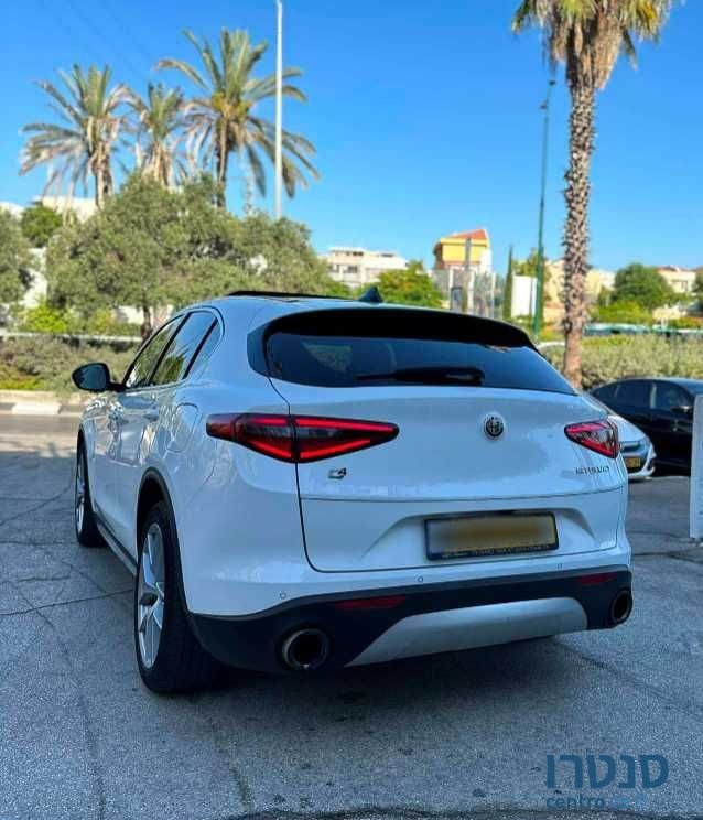 2018' Alfa Romeo Stelvio אלפא רומיאו סטלויו photo #5