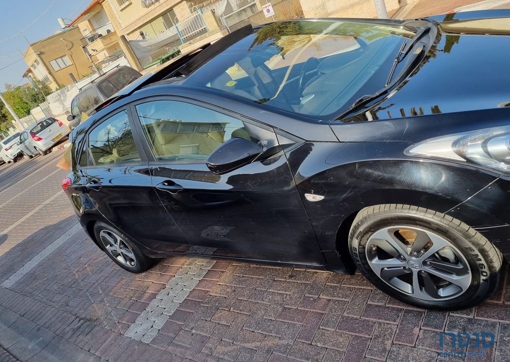 2017' Hyundai i30 יונדאי photo #2