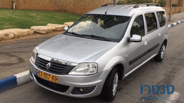 2009' Renault Logan photo #1