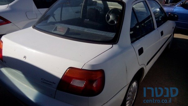 2000' Daihatsu Charade photo #4