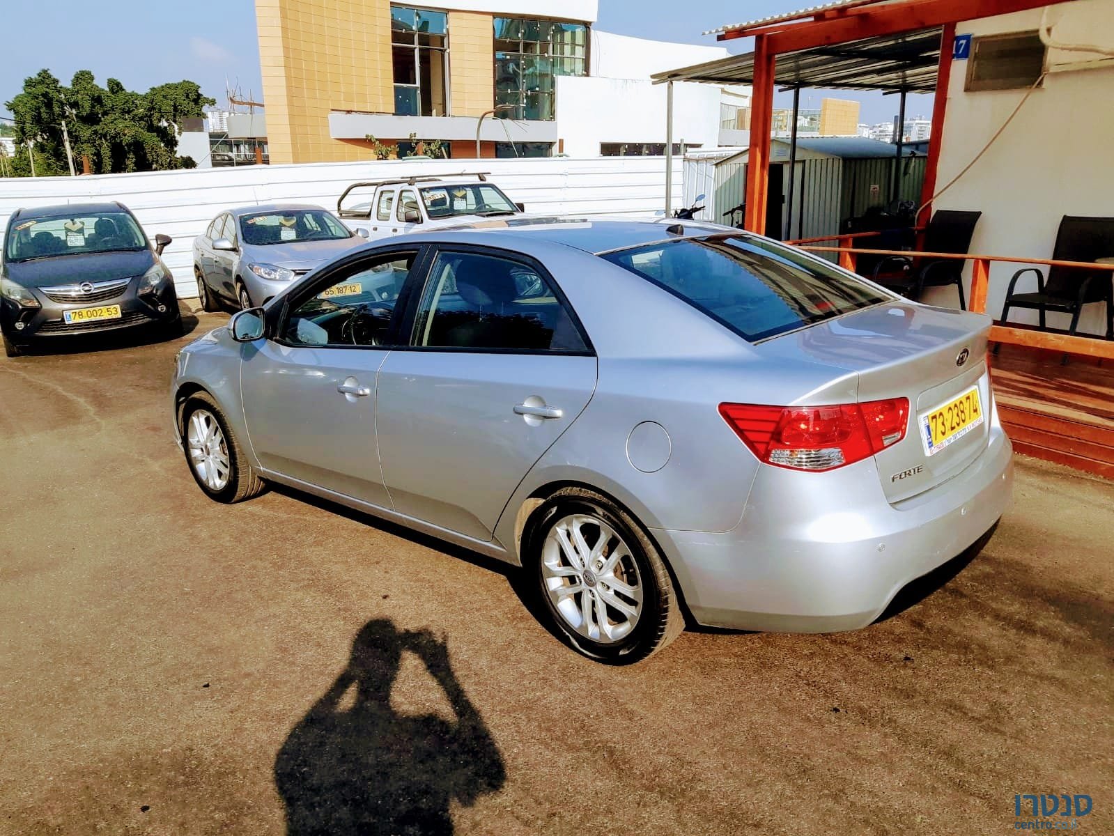 2011' Kia Forte photo #3