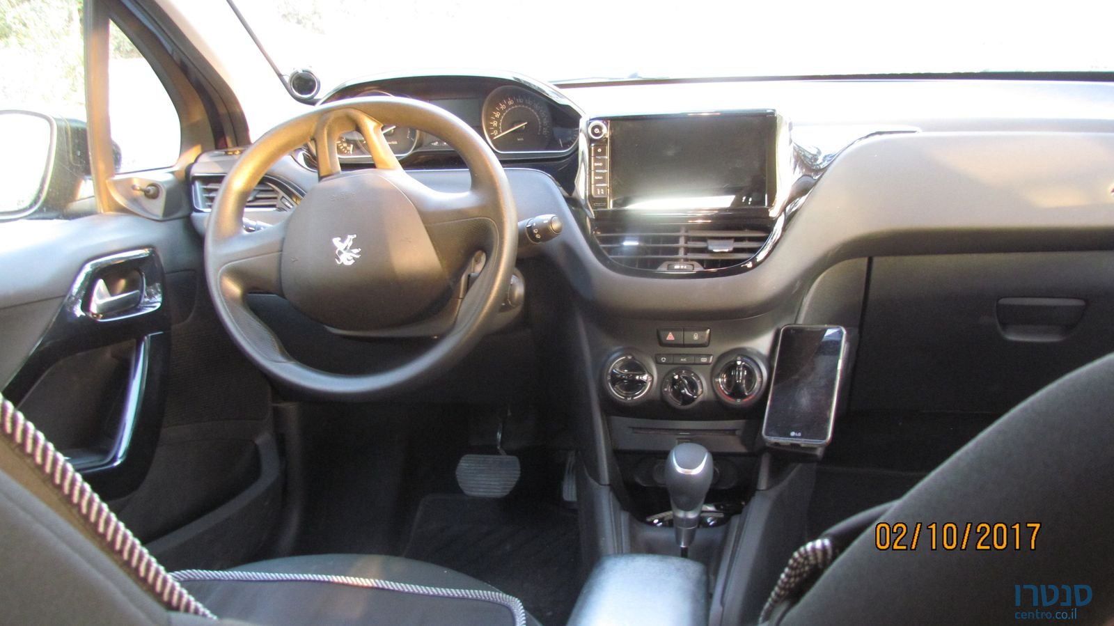 2016' Peugeot 208 photo #4