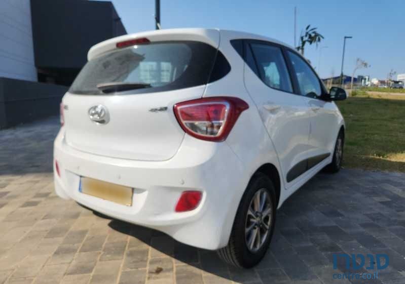 2016' Hyundai i10 יונדאי photo #3