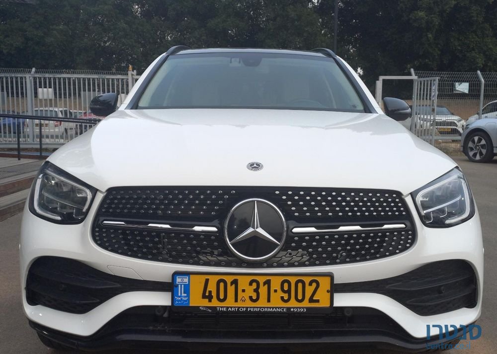 2021' Mercedes-Benz Glc מרצדס photo #2