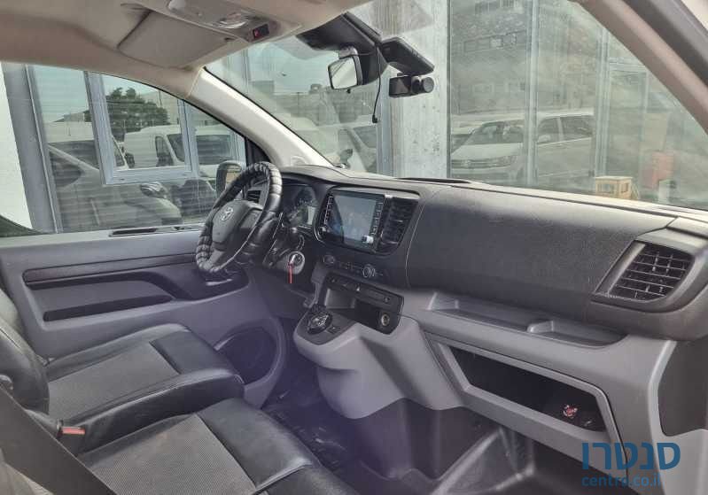 2020' Toyota Prius טויוטה פרואייס photo #4