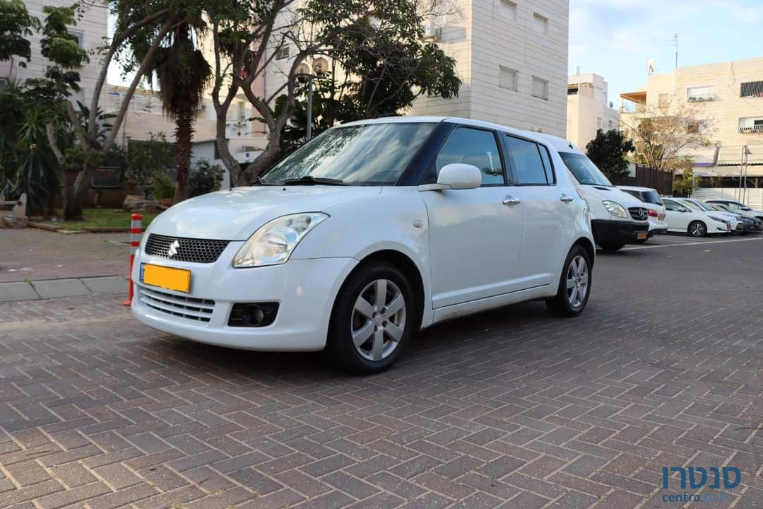 2010' Suzuki Swift סוזוקי סוויפט photo #4