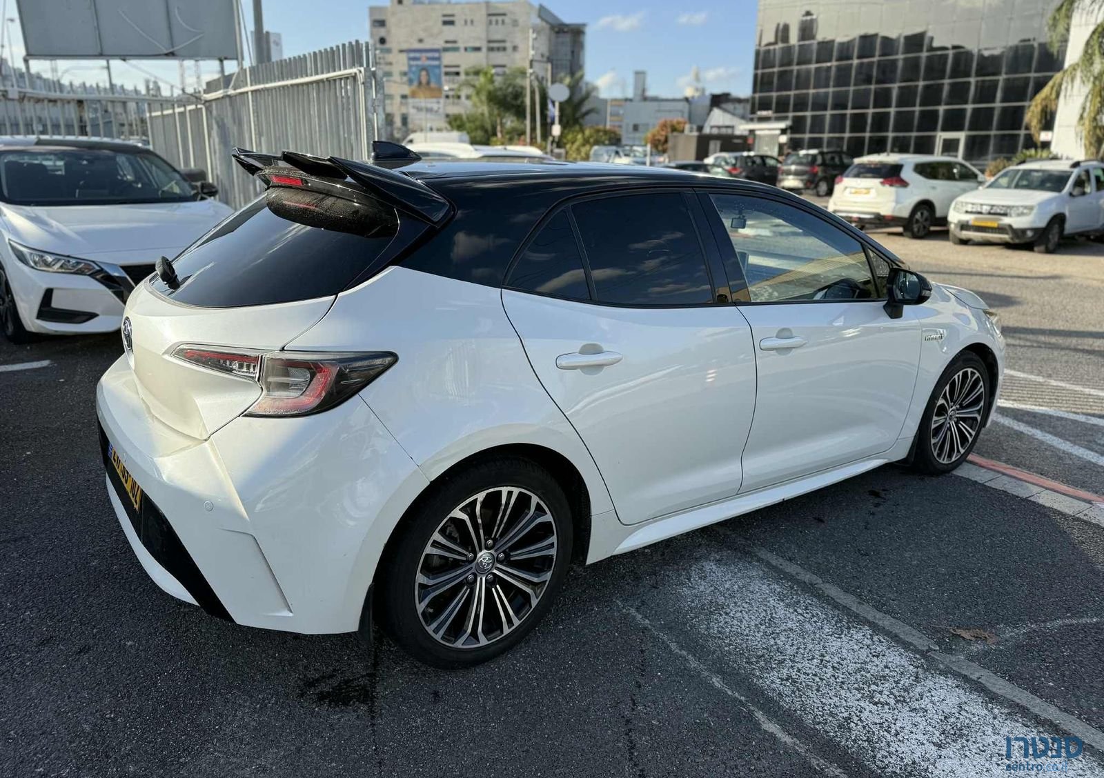 2020' Toyota Corolla טויוטה קורולה photo #2