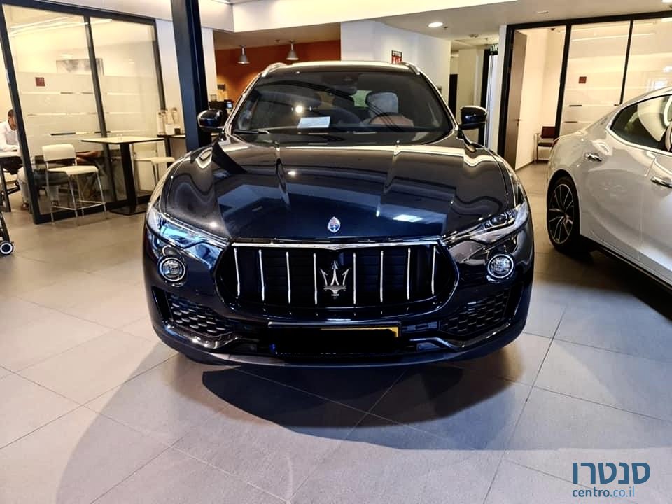 2021' Maserati Levante photo #1