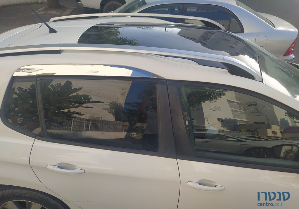 2015' Peugeot 2008 פיג'ו photo #4