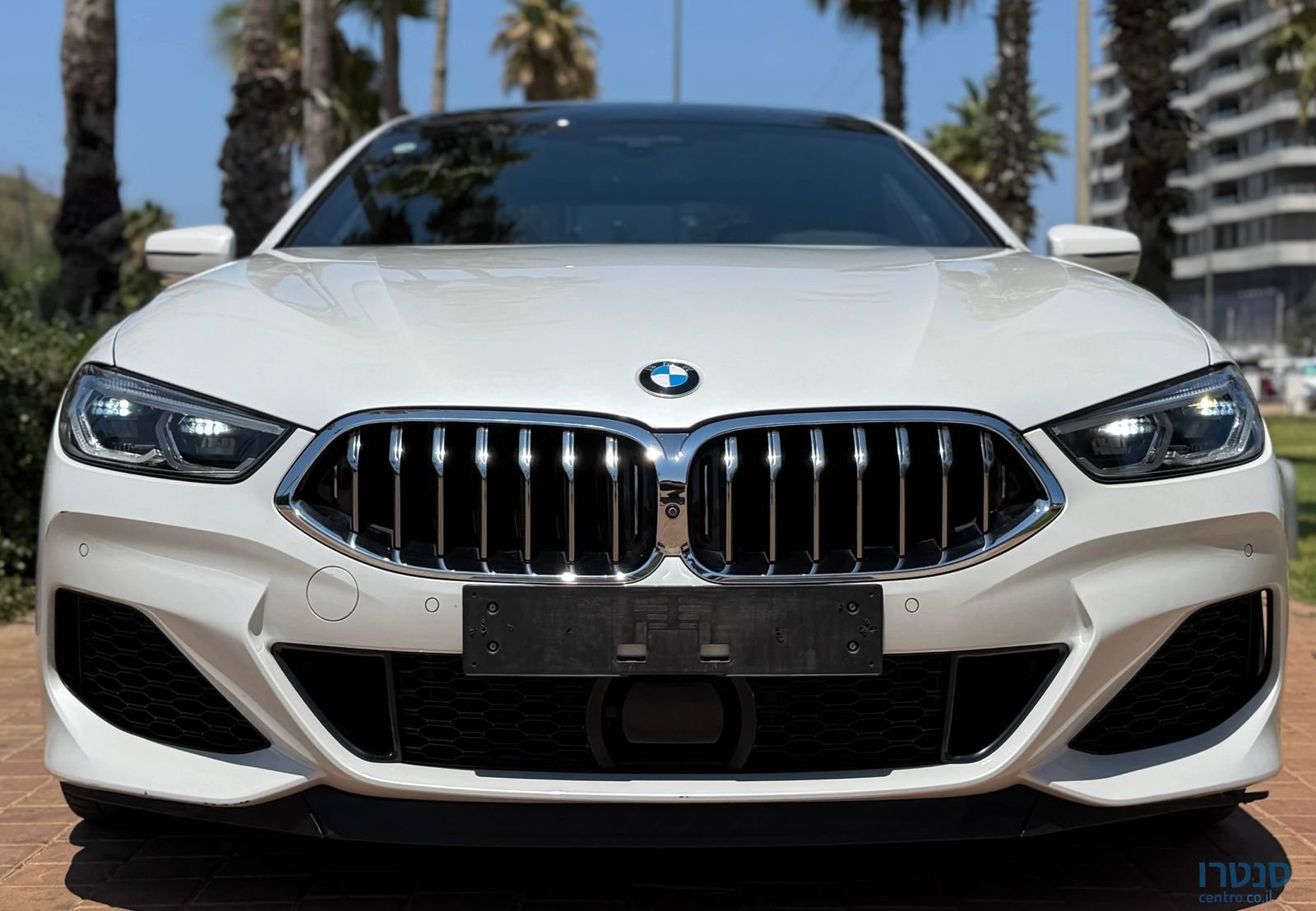2021' BMW 8 Series ב מ וו סדרה 8 photo #2