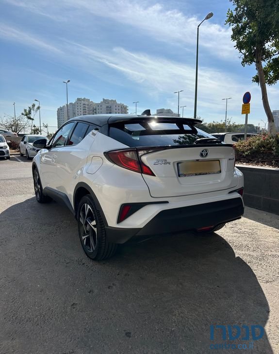 2022' Toyota C-HR טויוטה photo #6