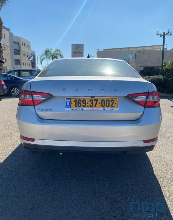 2020' Skoda Superb סקודה סופרב photo #3