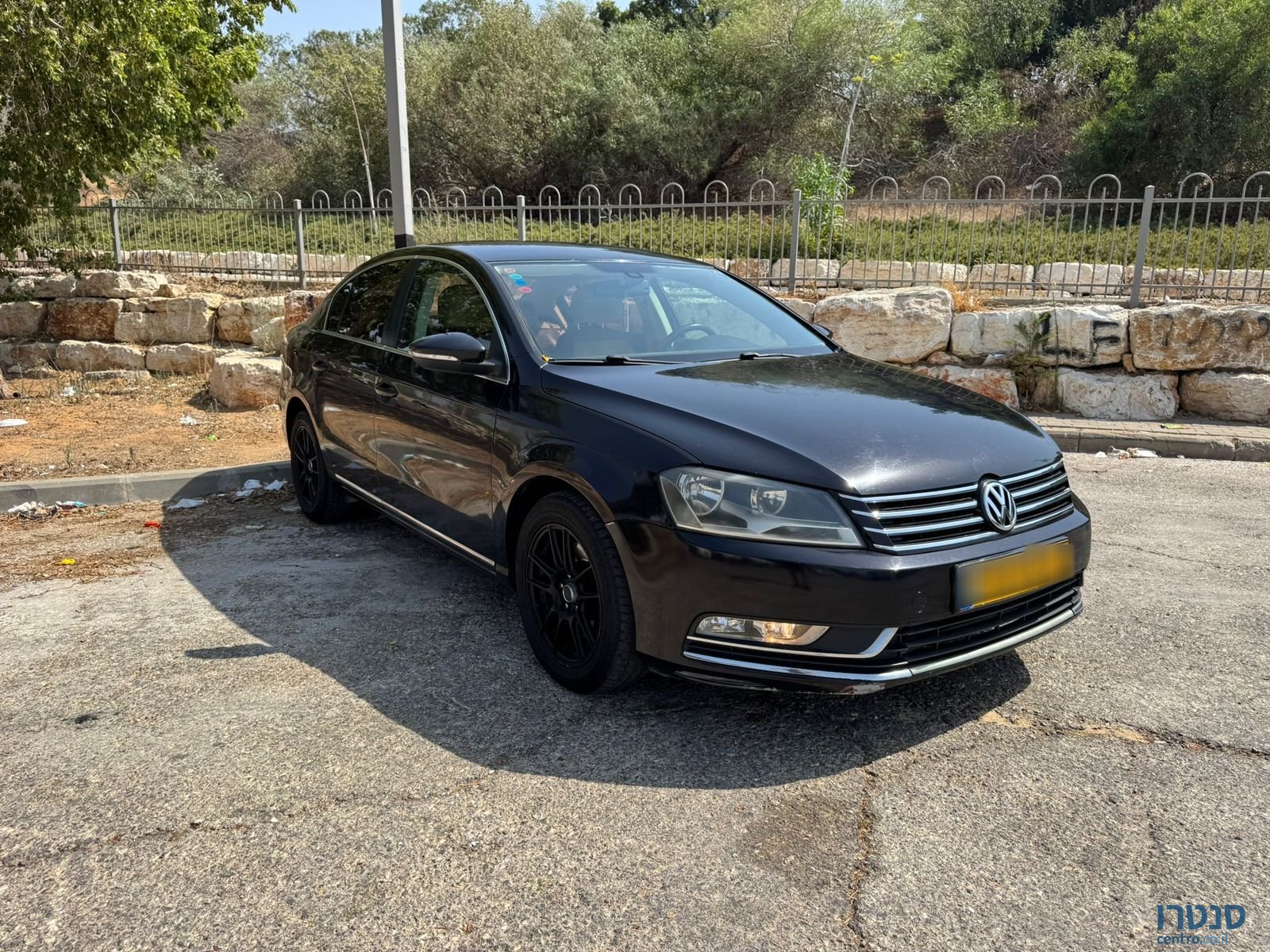2013' Volkswagen Passat B6 photo #3