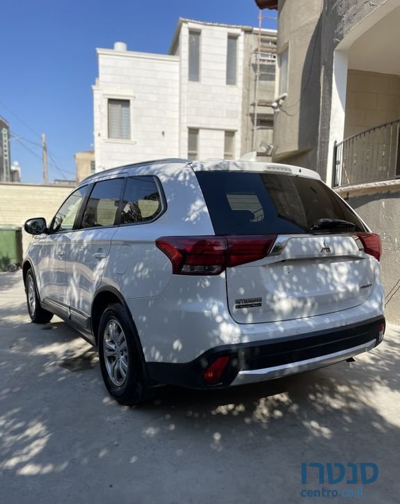 2017' Mitsubishi Outlander מיצובישי אאוטלנדר photo #3