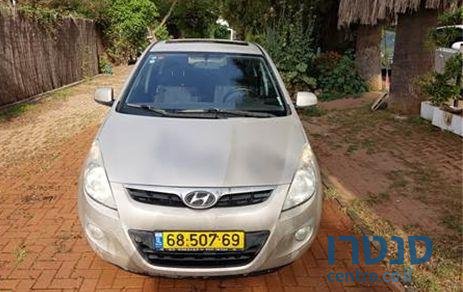 2010' Hyundai i20 i20 יונדאי photo #2