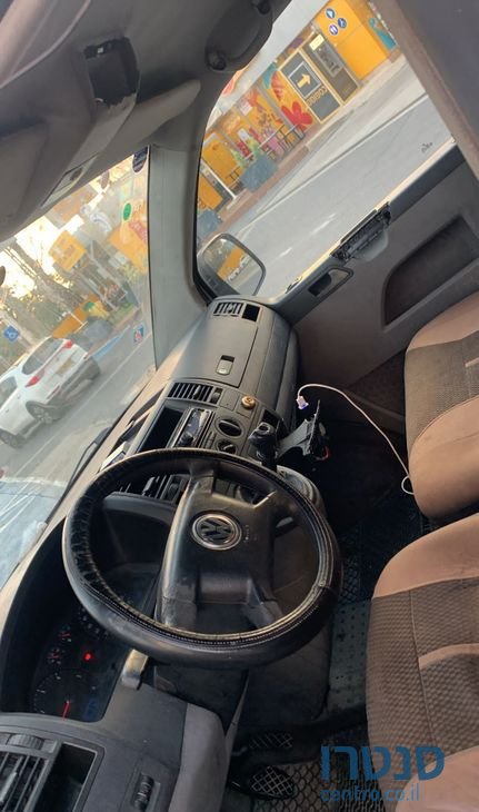 2006' Volkswagen פולקסווגן טרנספורטר photo #6
