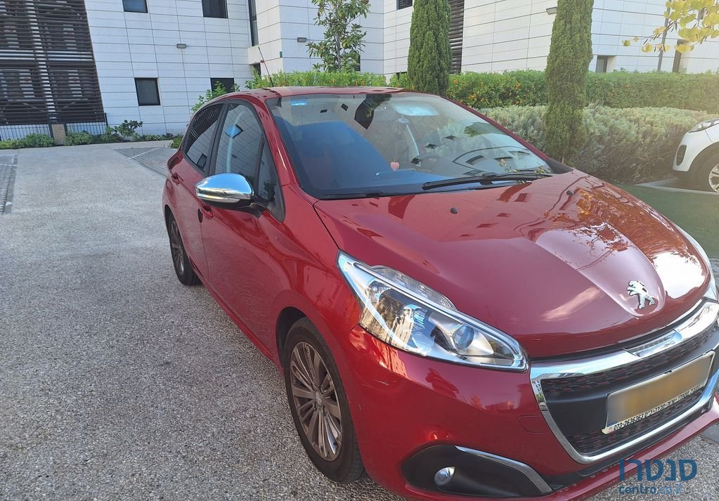 2018' Peugeot 208 פיג'ו photo #3