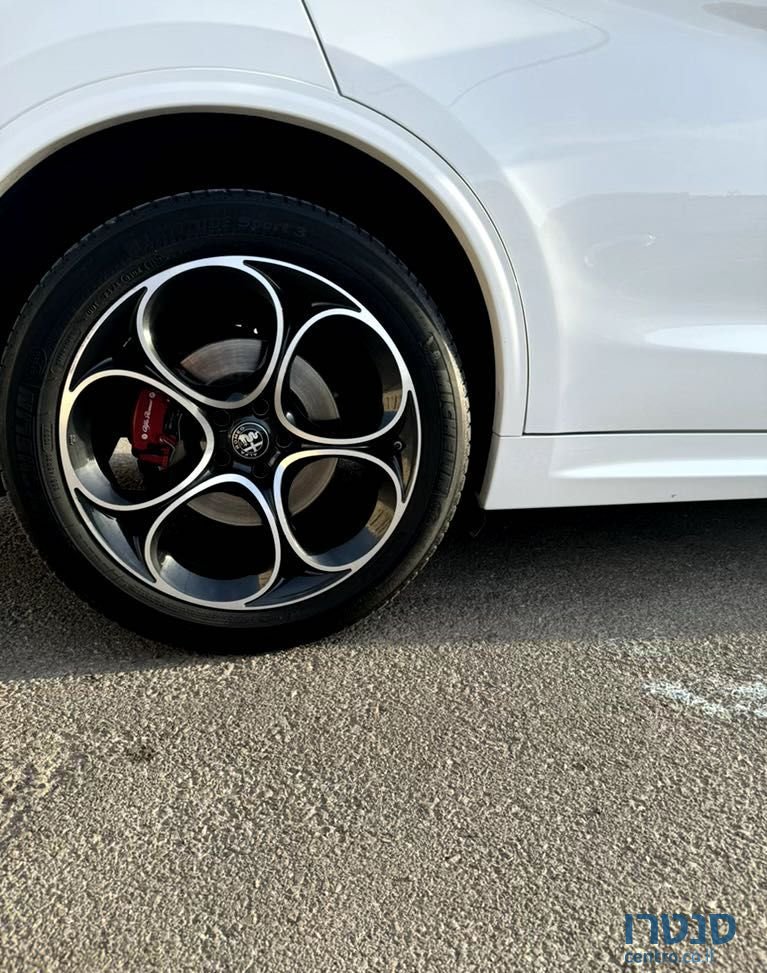 2022' Alfa Romeo Stelvio אלפא רומיאו סטלויו photo #5
