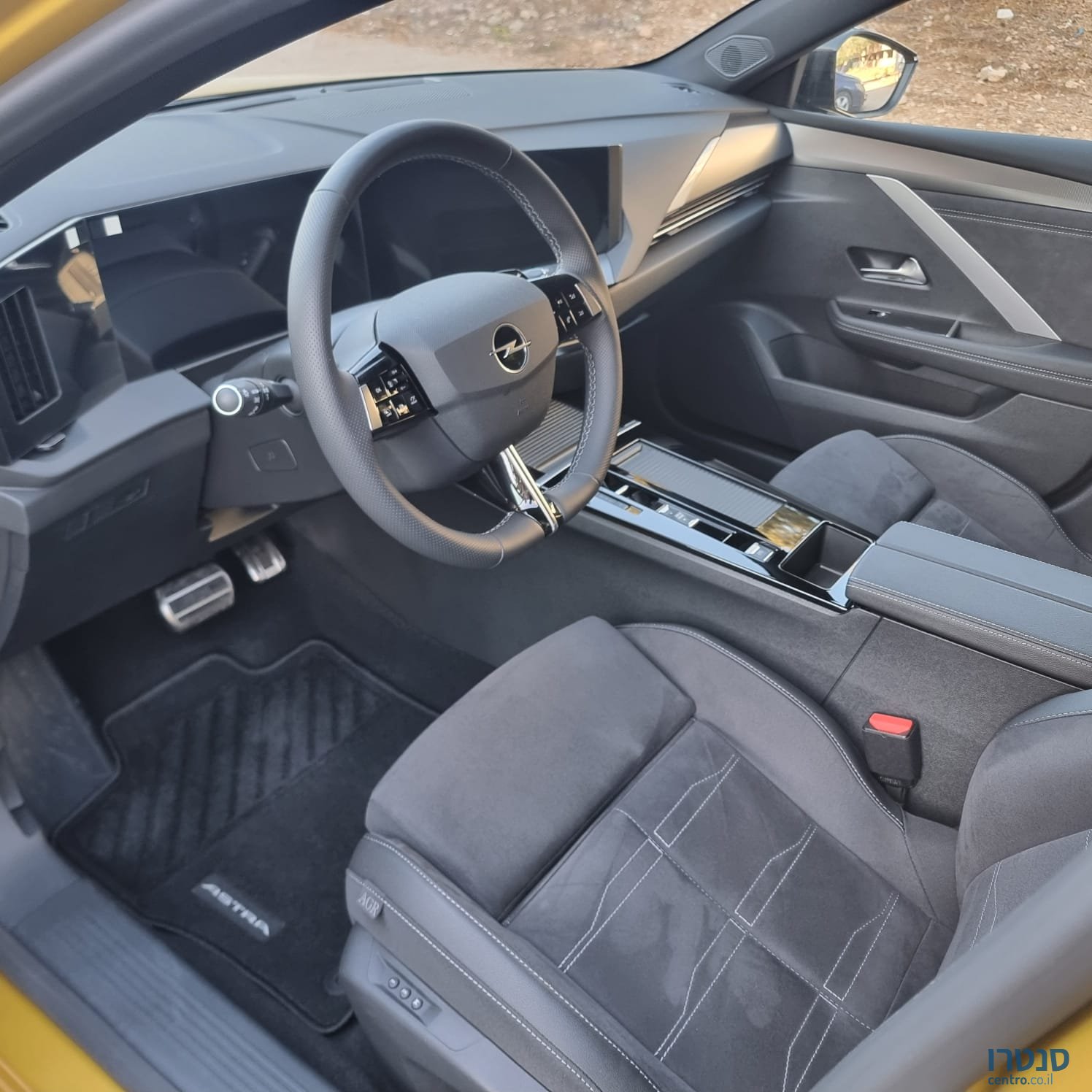 2024' Opel Astra photo #7