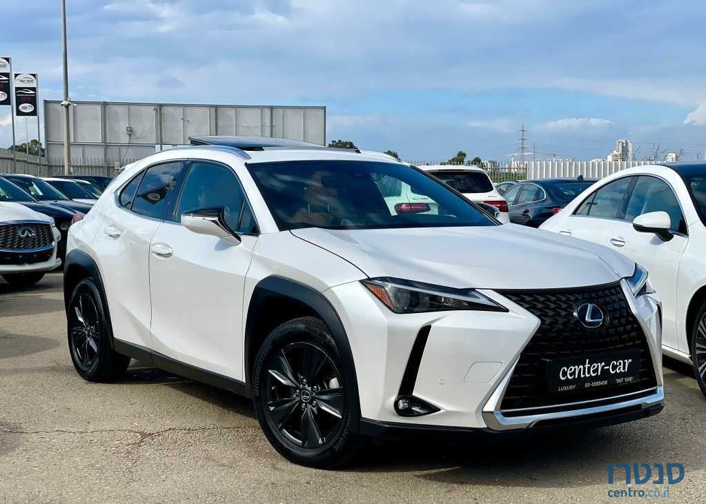 2023' Lexus UX לקסוס photo #2