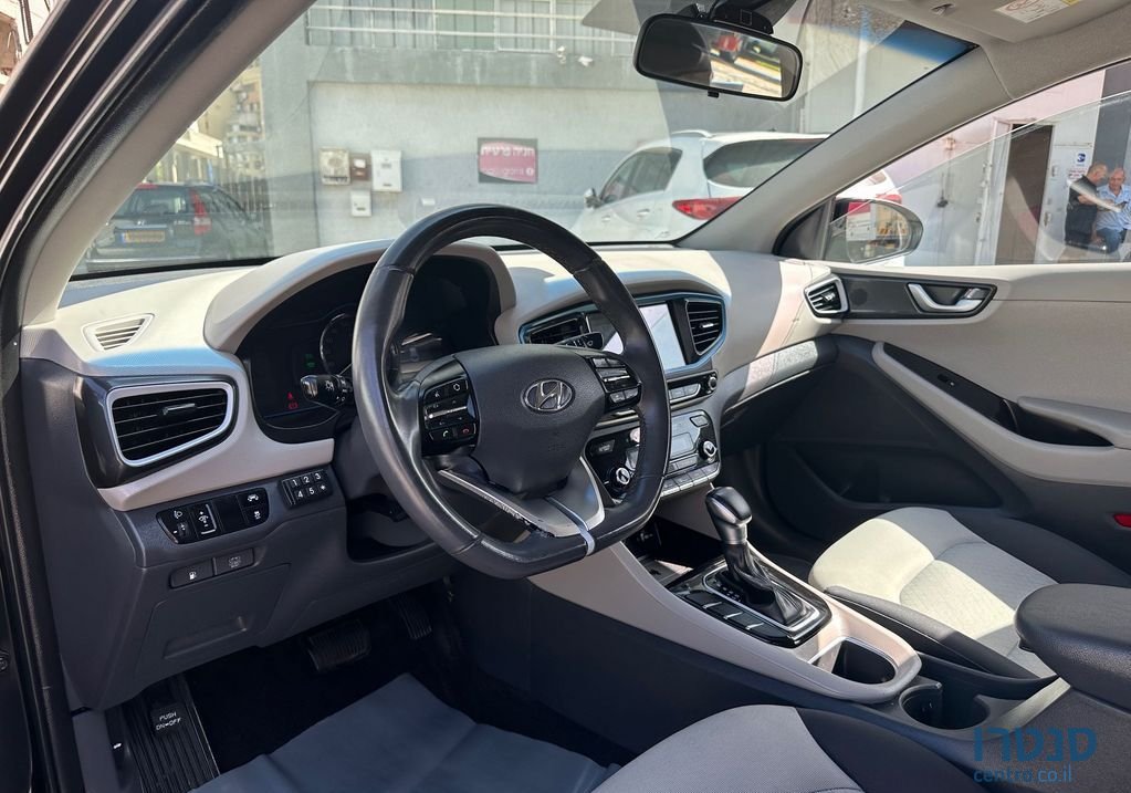 2017' Hyundai Ioniq יונדאי איוניק photo #5