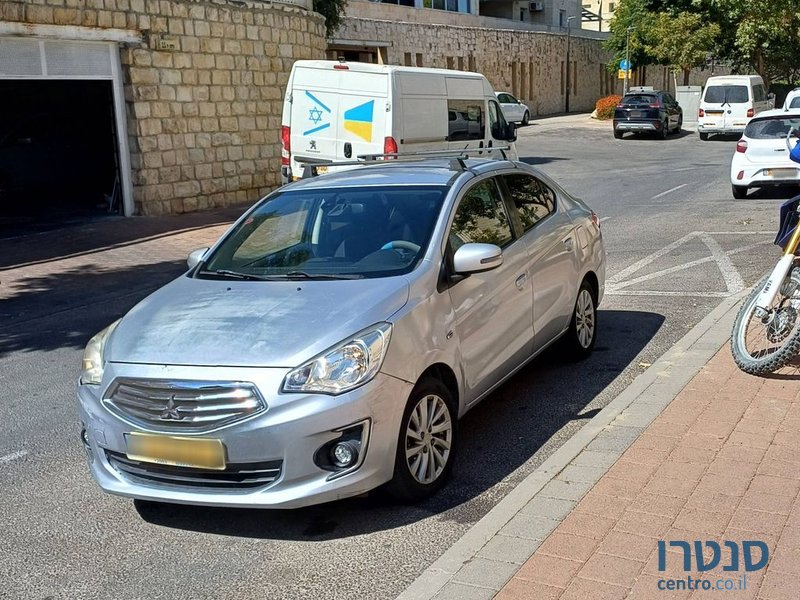 2015' Mitsubishi Attrage מיצובישי אטראז' photo #4