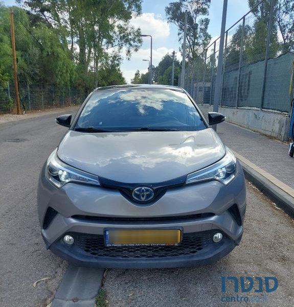 2018' Toyota C-HR טויוטה photo #3