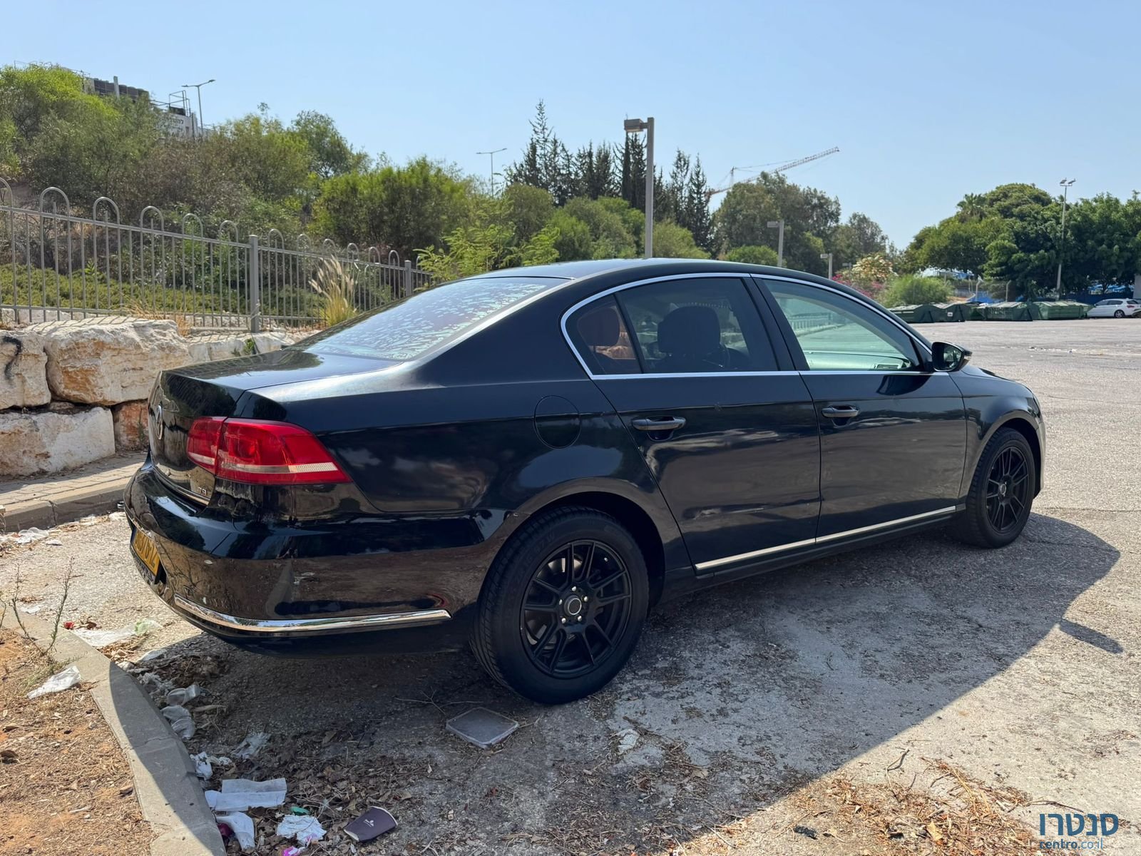 2013' Volkswagen Passat B6 photo #5