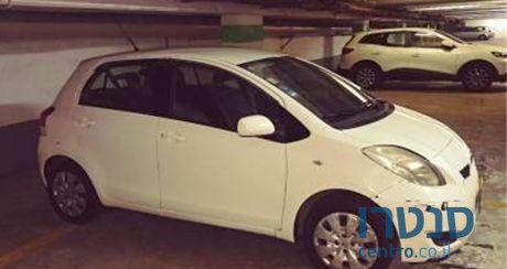 2010' Toyota Yaris טויוטה יאריס photo #2