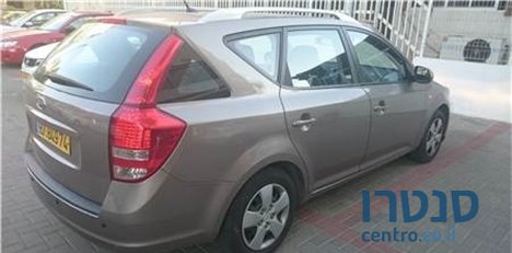 2011' Kia Ceed photo #1