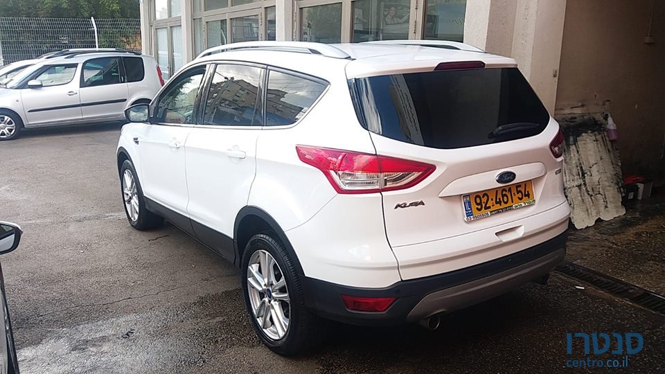 2015' Ford Kuga photo #2