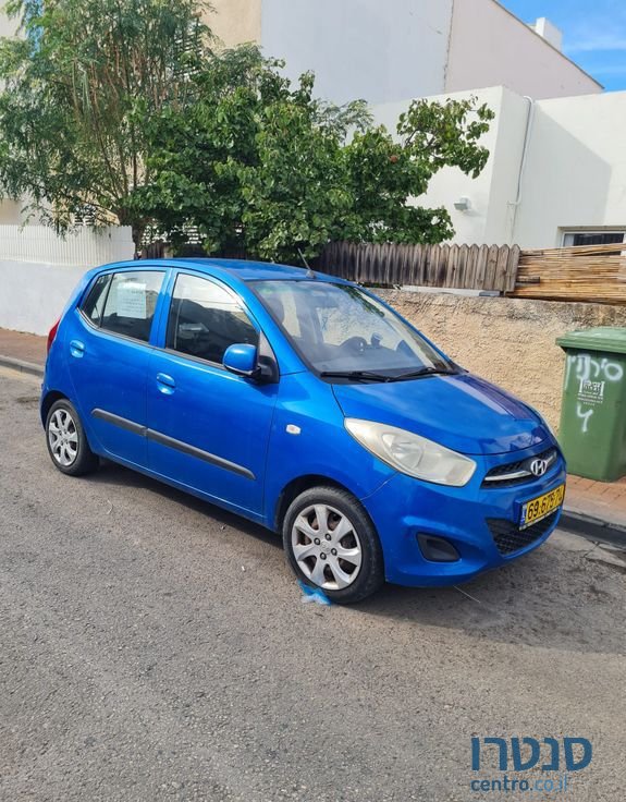 2011' Hyundai i10 יונדאי photo #3