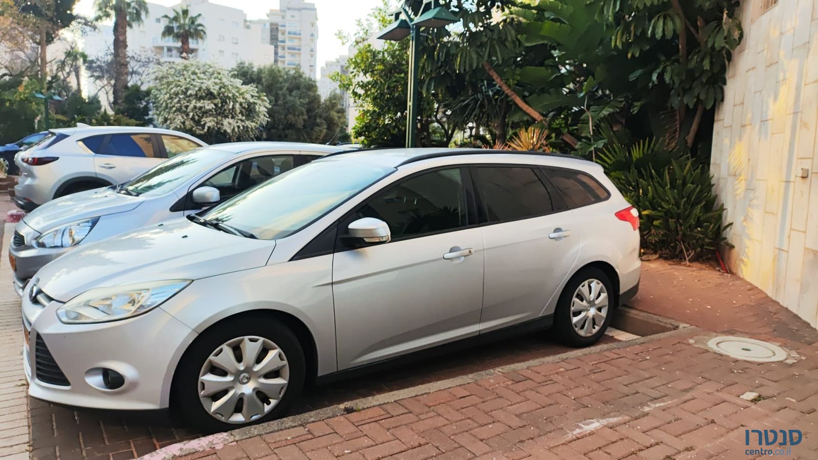 2012' Ford Focus פורד פוקוס photo #1