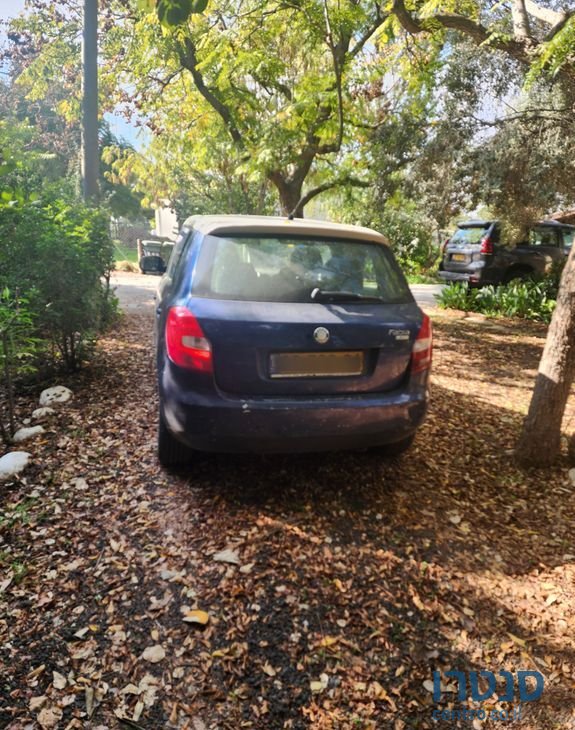 2008' Skoda Fabia סקודה פאביה photo #4