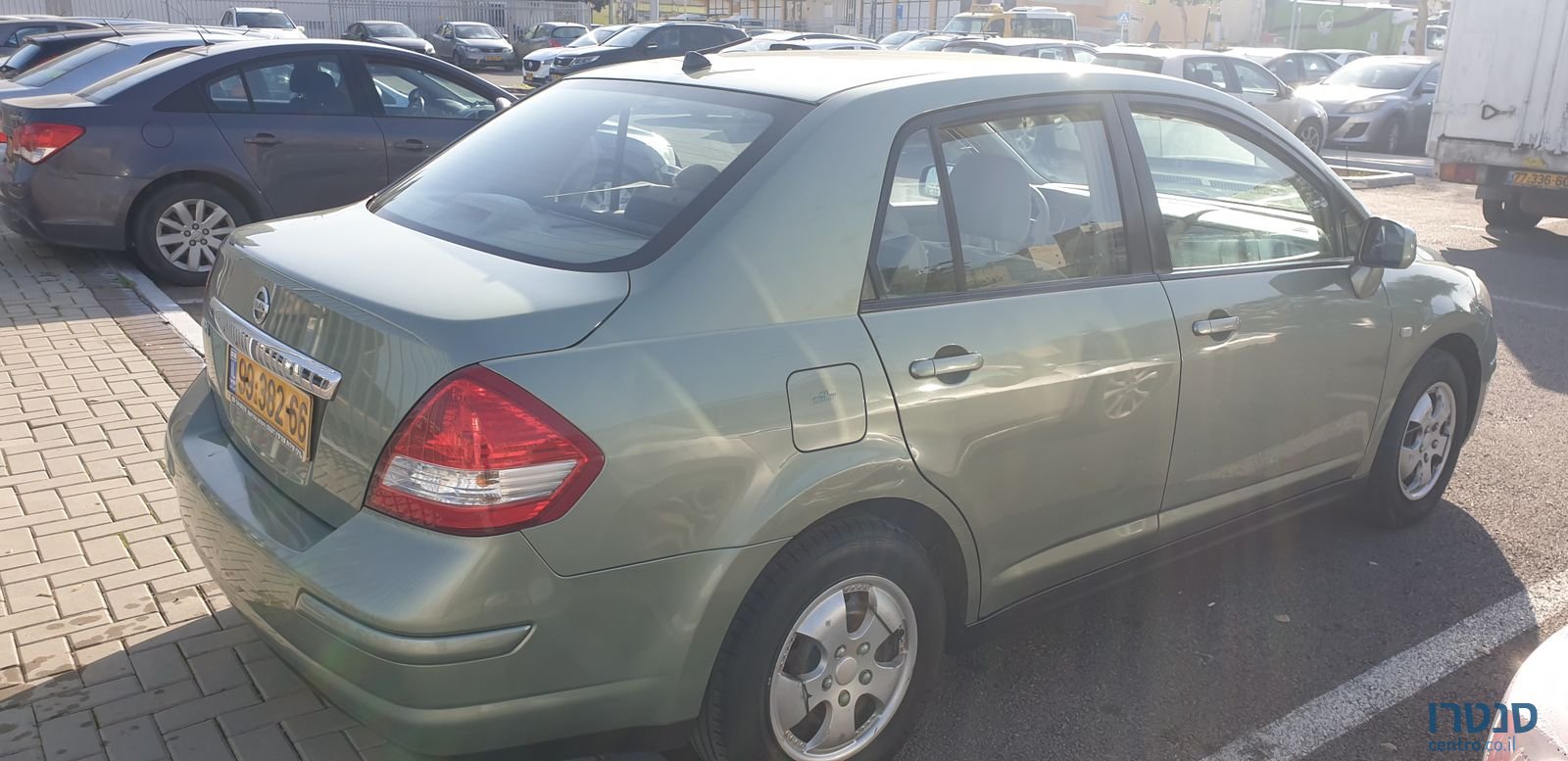 2008' Nissan Tiida photo #3