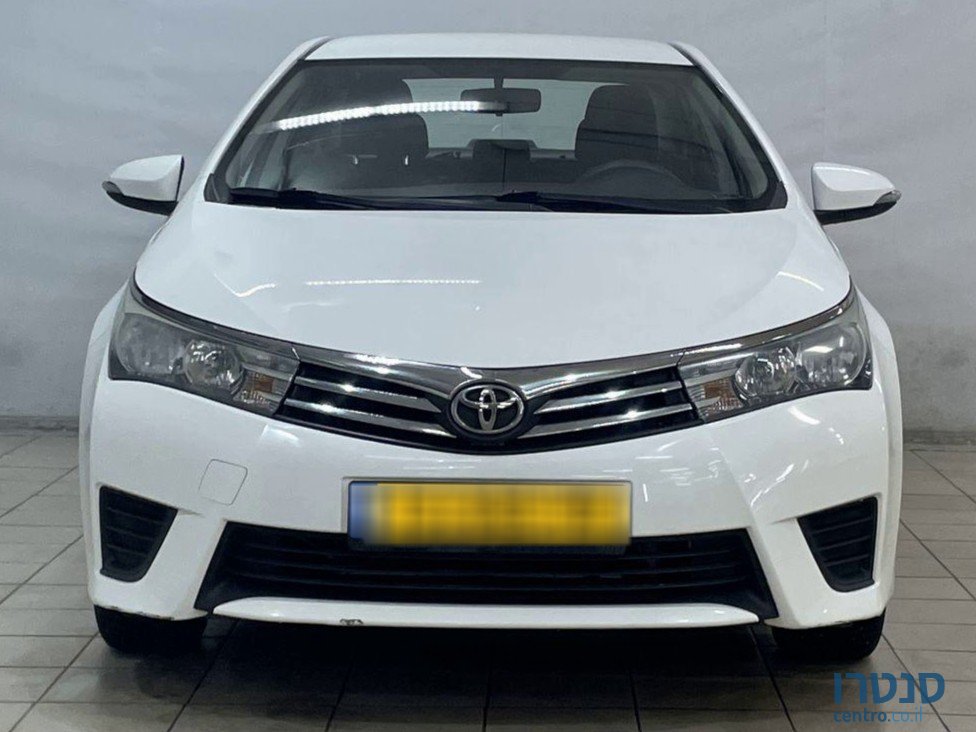 2015' Toyota Corolla photo #1