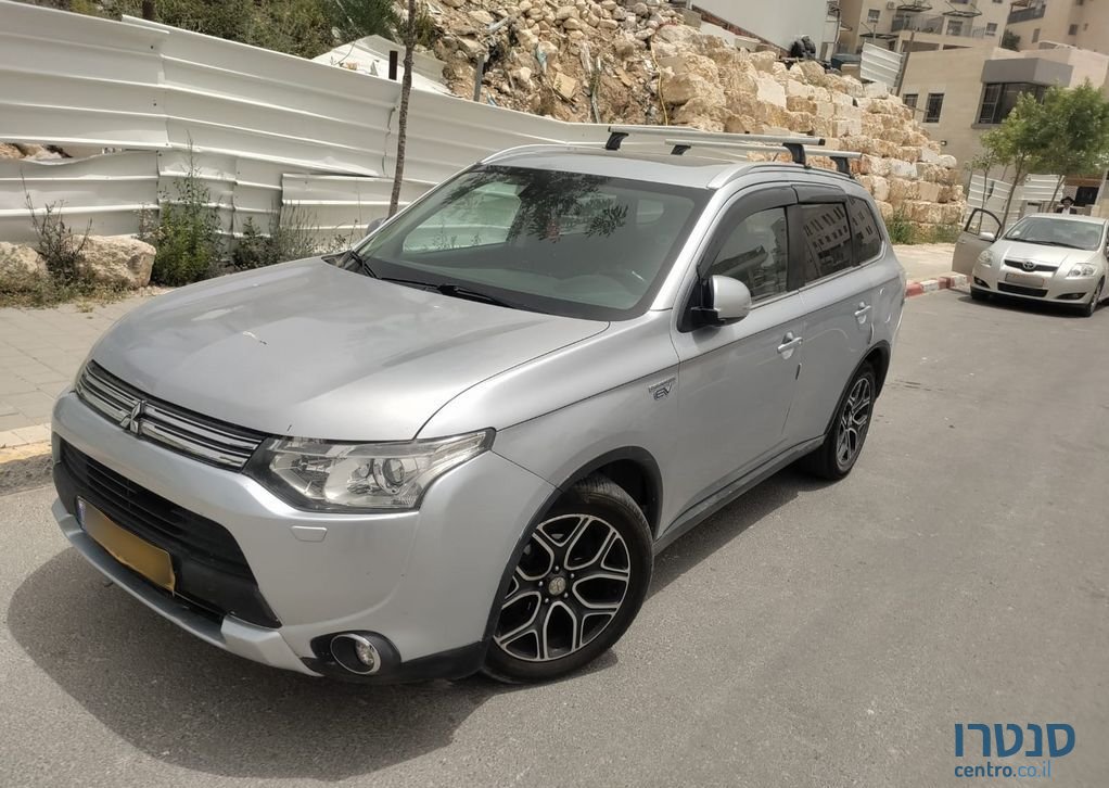 2015' Mitsubishi Outlander מיצובישי אאוטלנדר photo #3