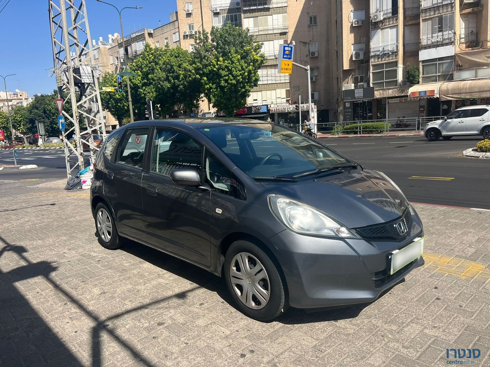 2013' Honda Jazz photo #6