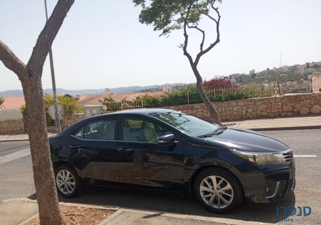 2016' Toyota Corolla טויוטה קורולה photo #3