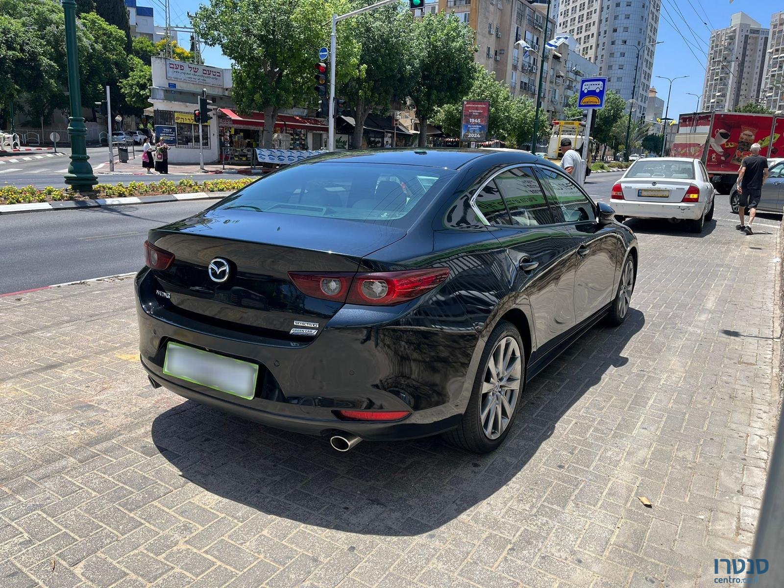 2020' Mazda 3 photo #6