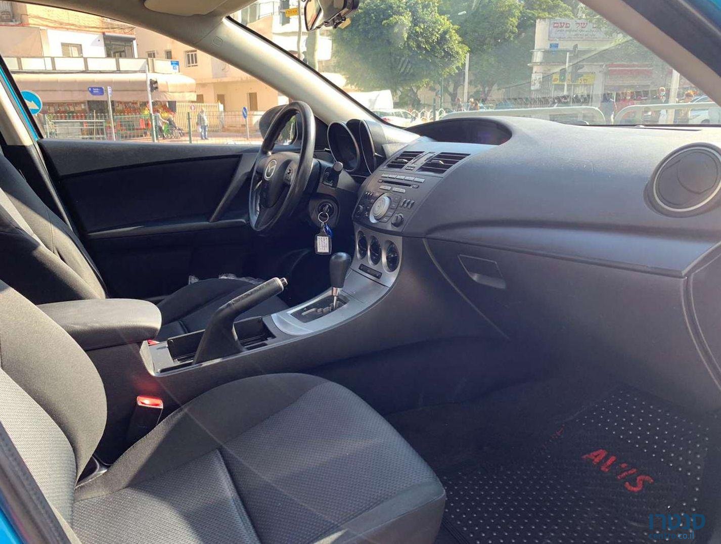 2011' Mazda 3 מאזדה photo #3