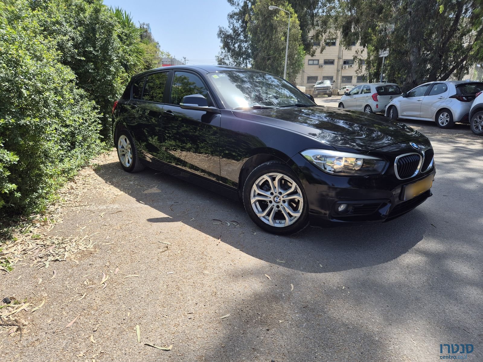 2017' BMW 1 Series ב.מ.וו סדרה 1 photo #2