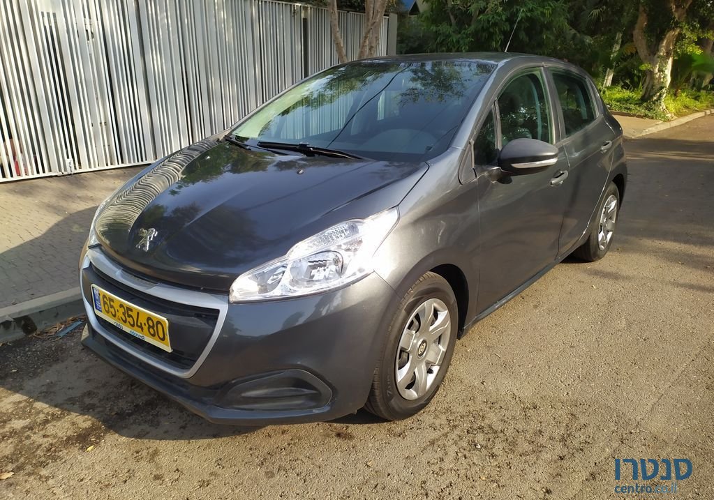 2017' Peugeot 208 פיג'ו photo #6