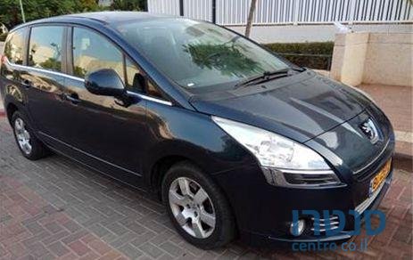 2013' Peugeot 5008 פיג'ו 5008 פרימיום photo #3