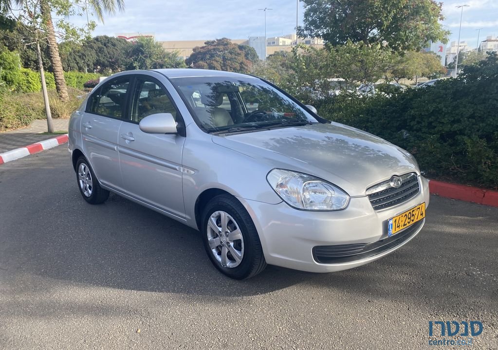 2010' Hyundai Accent יונדאי אקסנט photo #3