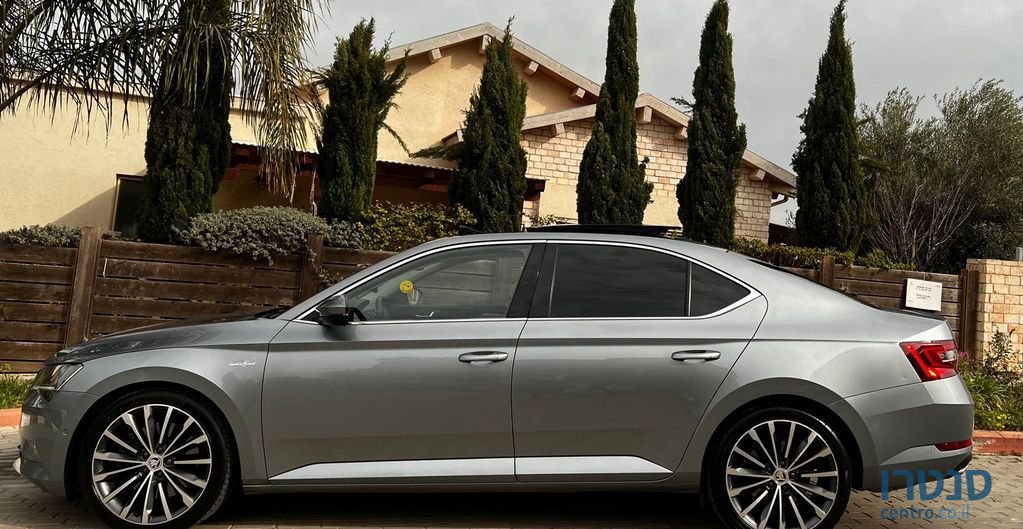 2018' Skoda Superb סקודה סופרב photo #1