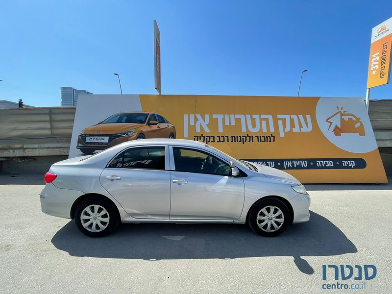 2011' Toyota Corolla טויוטה קורולה photo #5