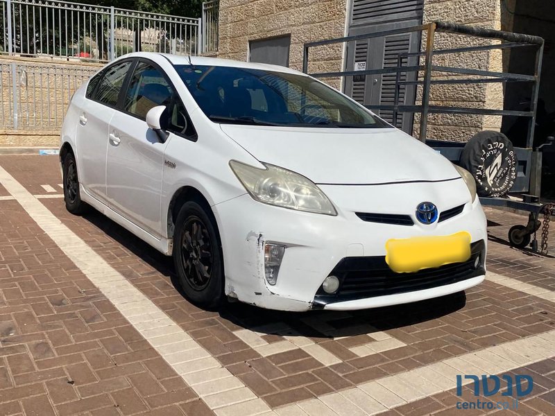 2013' Toyota Prius טויוטה פריוס photo #5