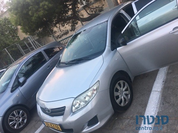 2008' Toyota Corolla photo #1