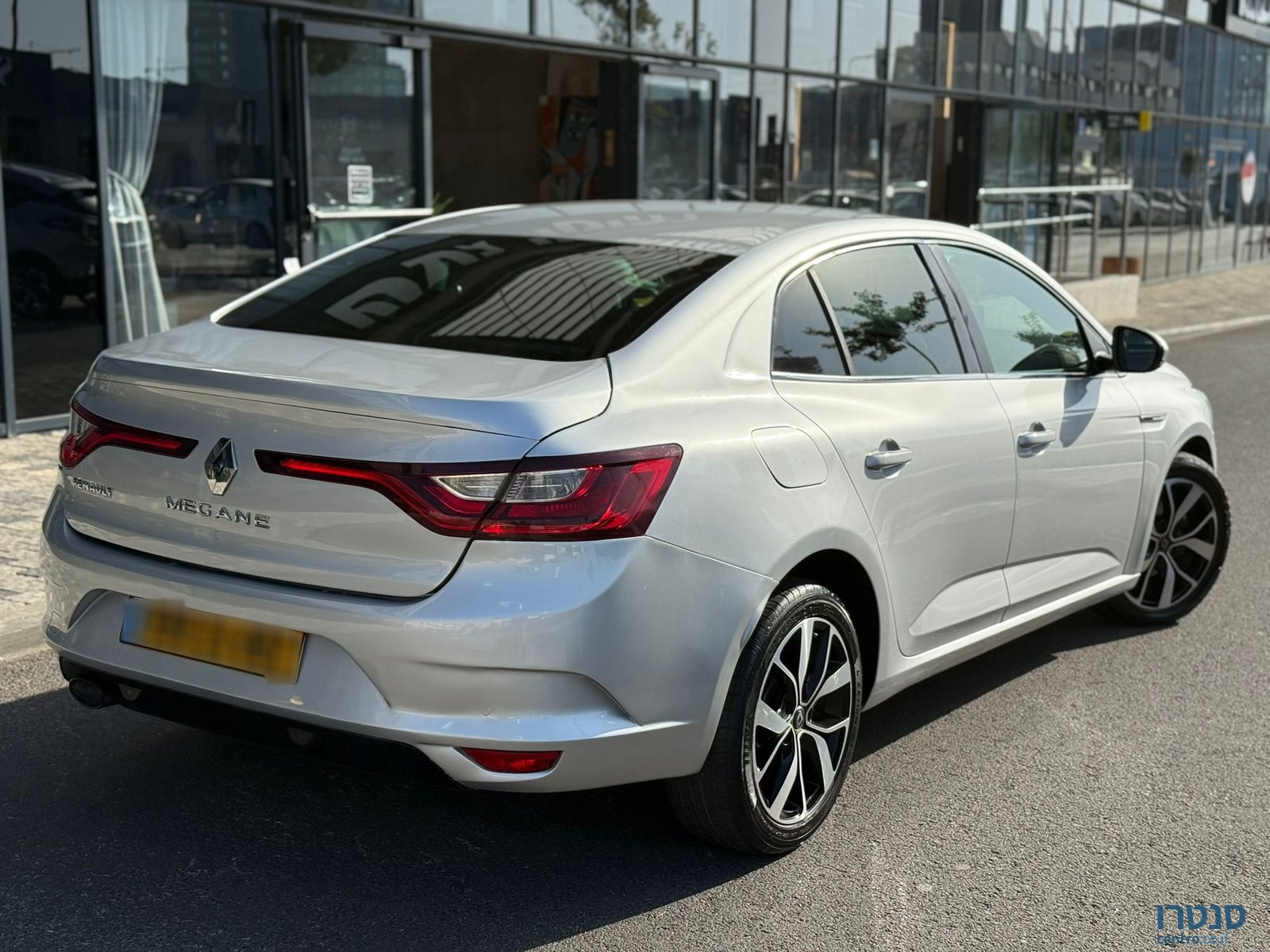 2021' Renault Megane Grand cupe photo #4